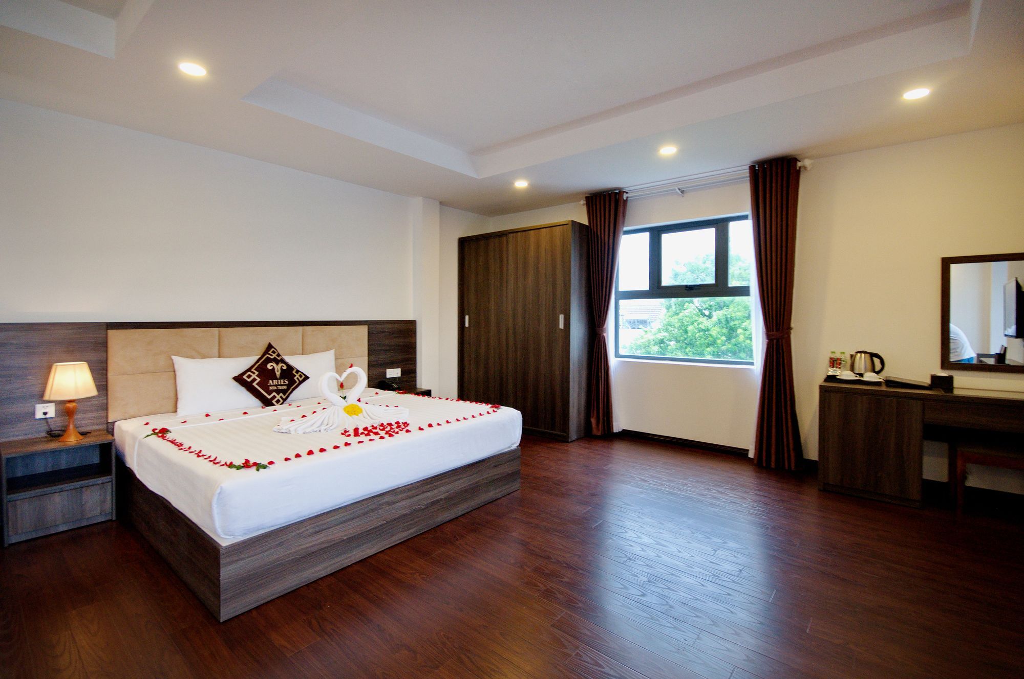 Aries Hotel Nha Trang Eksteriør billede